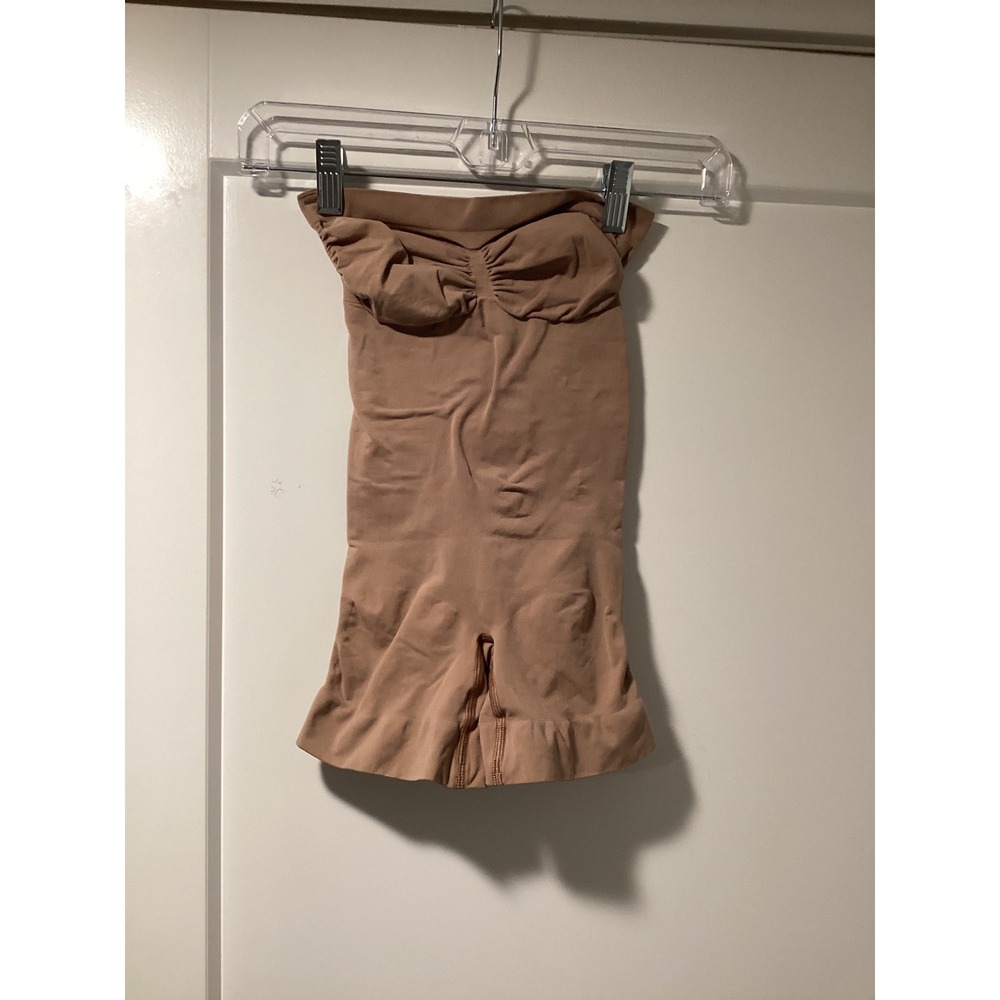 SKIMS Sculpting Mid Thigh Bodysuit Strapless Shapewear Tan S